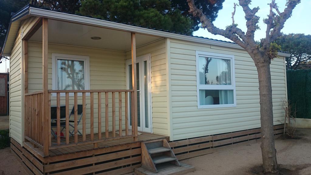Camping El Pinar Platja Santa Susanna Buitenkant foto